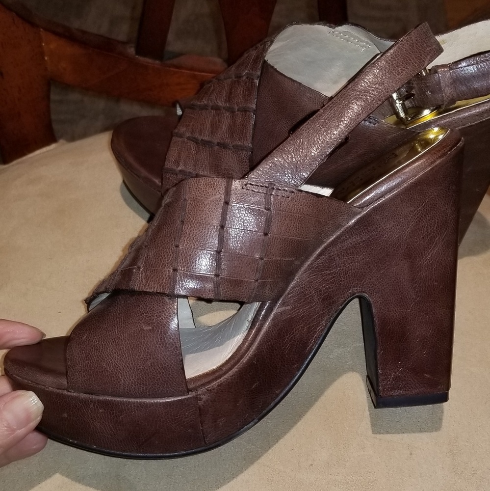Michael Kors Size 7 Distressed Brown Leather High Heels - Picture 10 of 12